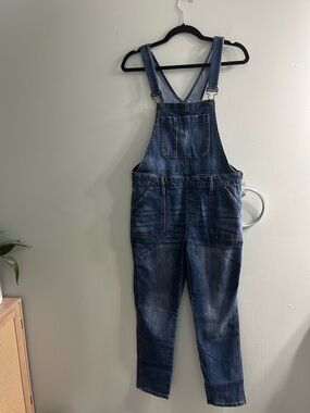 Gap dark wash denim cropped overalls